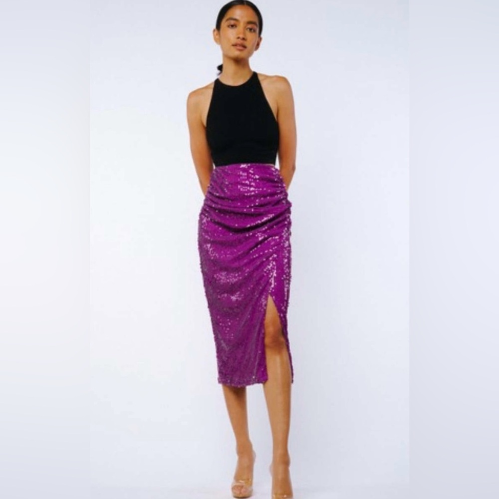 Elegant Purple Sequin Pencil Skirt